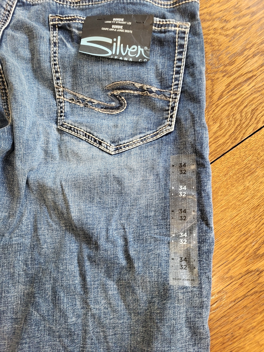 Silver Jeans Classic Light-Med Blue Straight-Leg Jeans - Picture 6 of 7